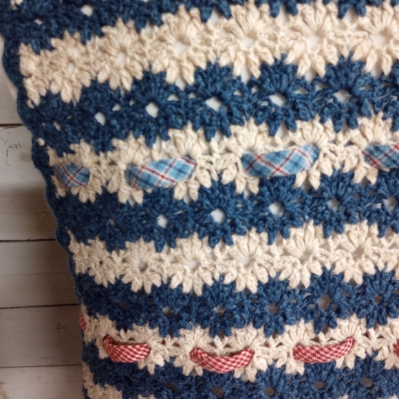 Vintage 1990s Y2K Crochet Vest Blue Cream Stripes Boho Hippie Retro - Picture 6 of 12